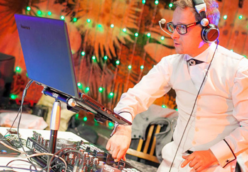 Ди-джей на праздник